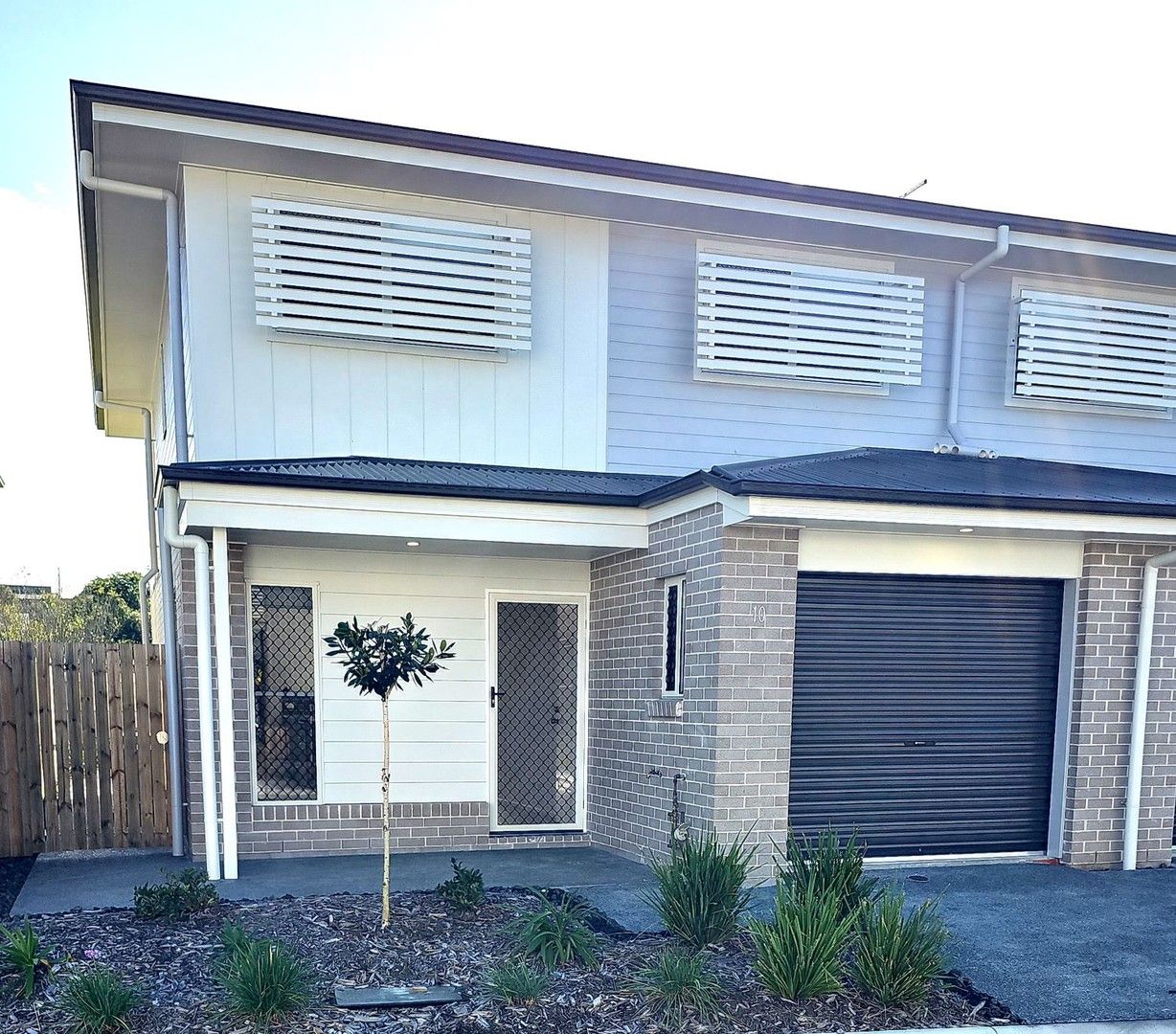 3 bedrooms Townhouse in 10/83 Cribb Avenue MITCHELTON QLD, 4053