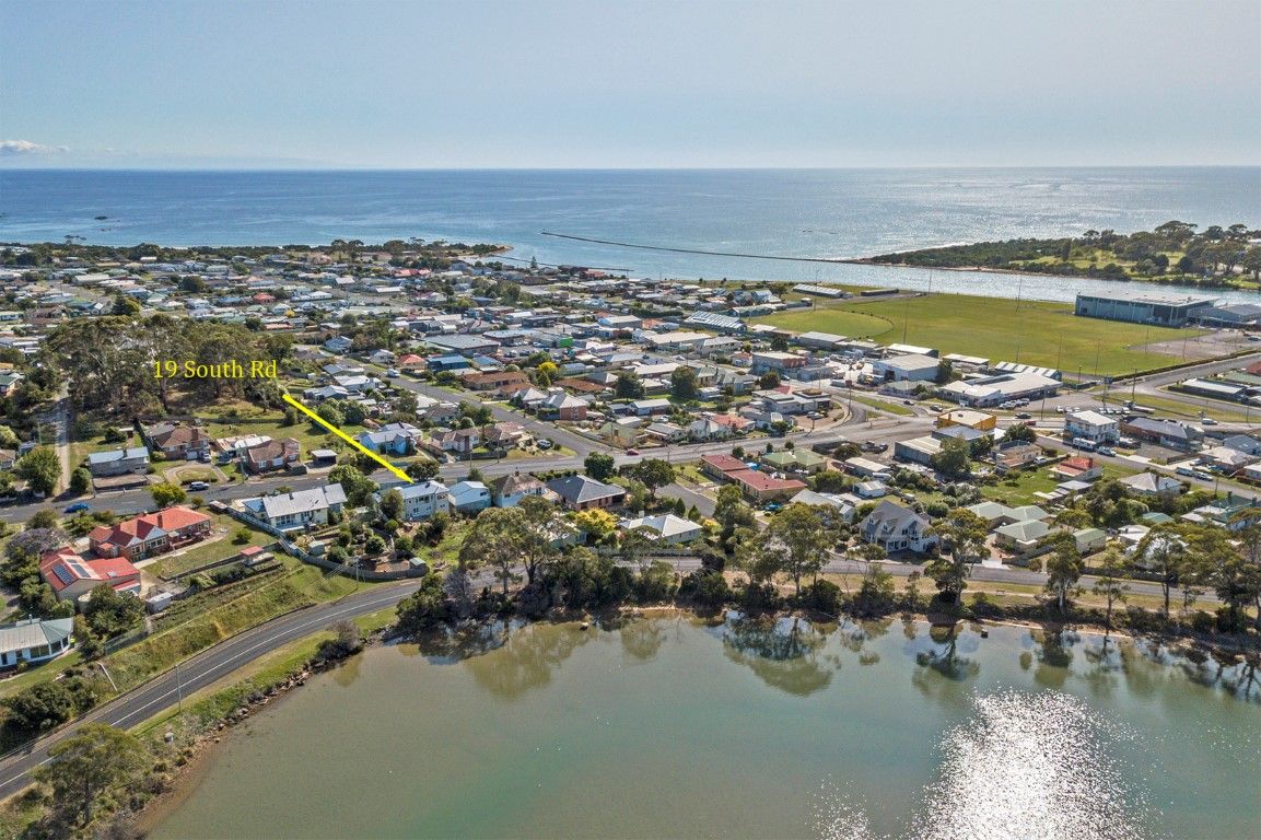 19 South Road, West Ulverstone TAS 7315, Image 1