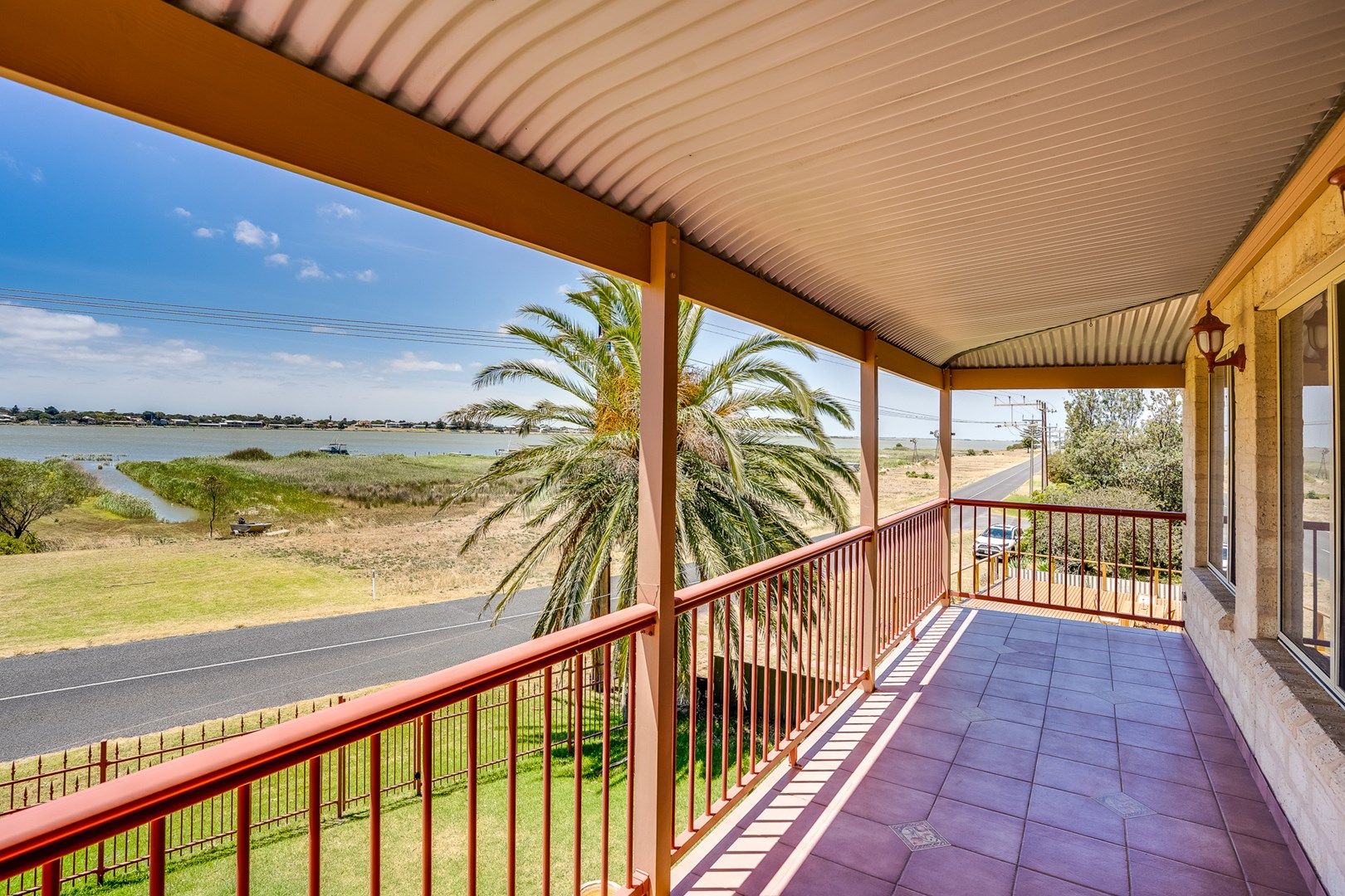 87 Captain Sturt Parade, Hindmarsh Island SA 5214, Image 0