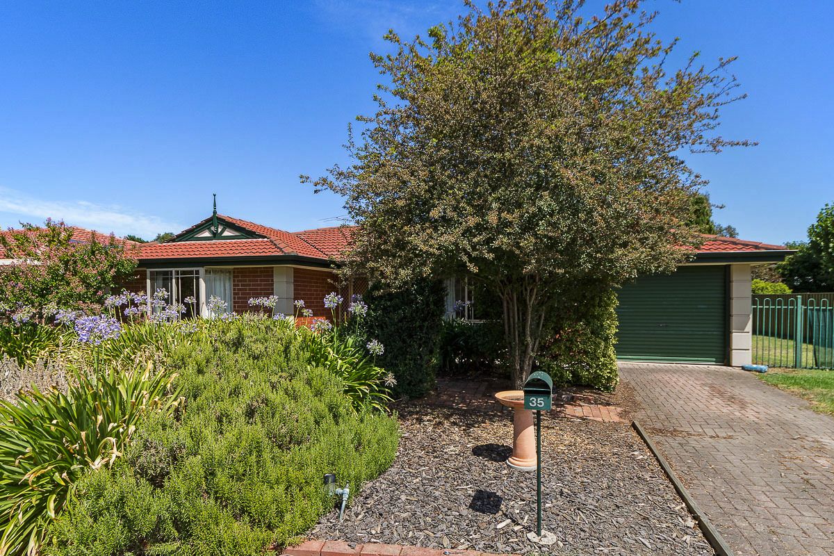 35 Memorial Drive, Mount Barke Property History & Address Research