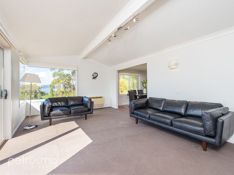 30 Coolamon Road, Taroona TAS 7053, Image 1