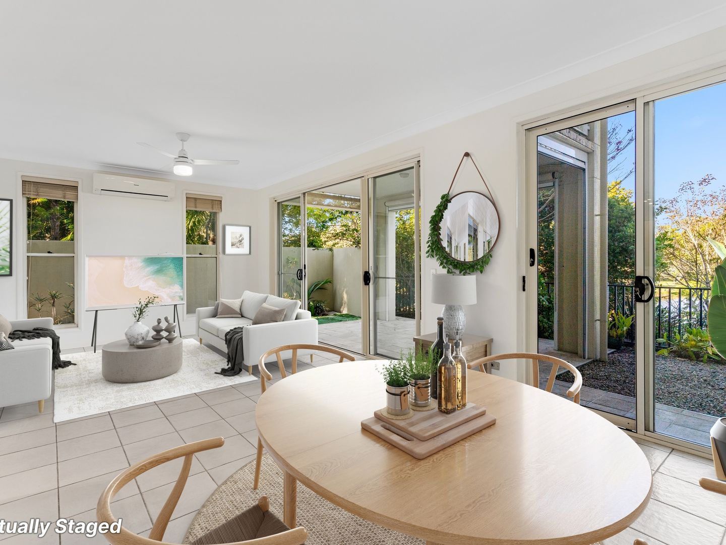 1009/1 The Cove Crescent, Carrara QLD 4211, Image 2