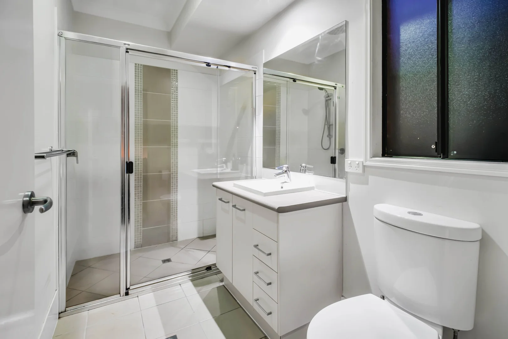 Additional image 16 of 4 Bimberi Row, Pacific Pines QLD 4211