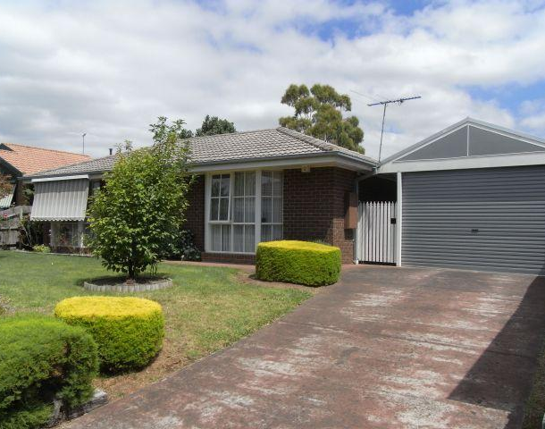 24 Cedar Drive, Hastings VIC 3915