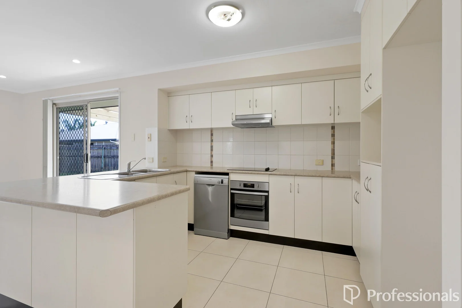 Additional image 6 of 28 Grosskreutz Avenue, Marian QLD 4753