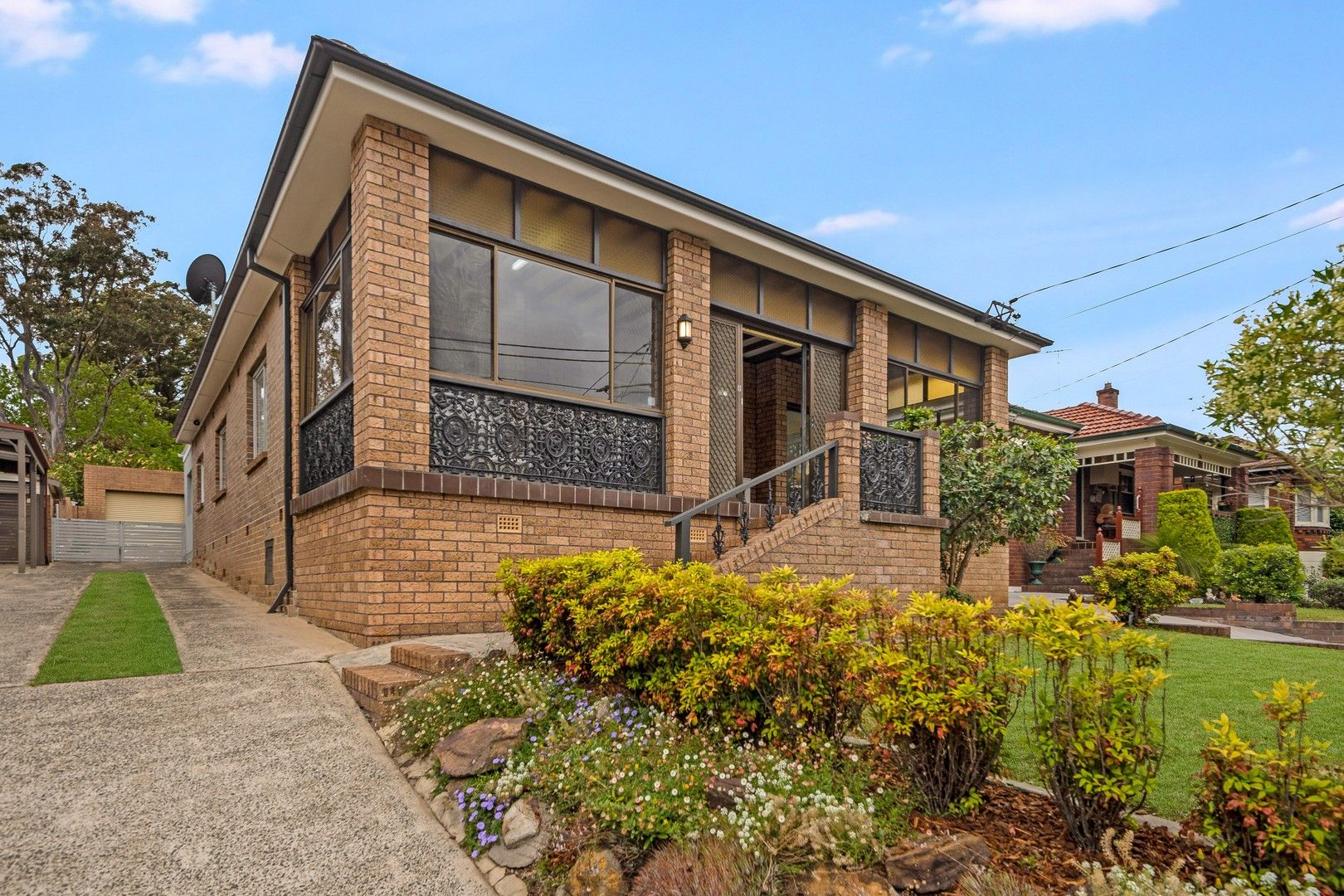 4 bedrooms House in 24 MCRAES AVENUE PENSHURST NSW, 2222
