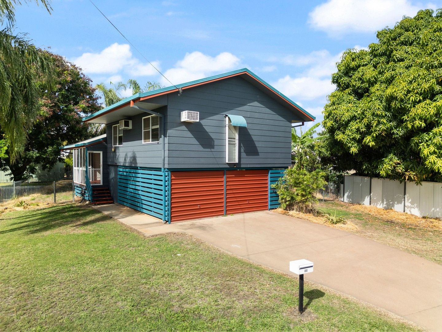 194 Borilla St, Emerald QLD 4720, Image 0