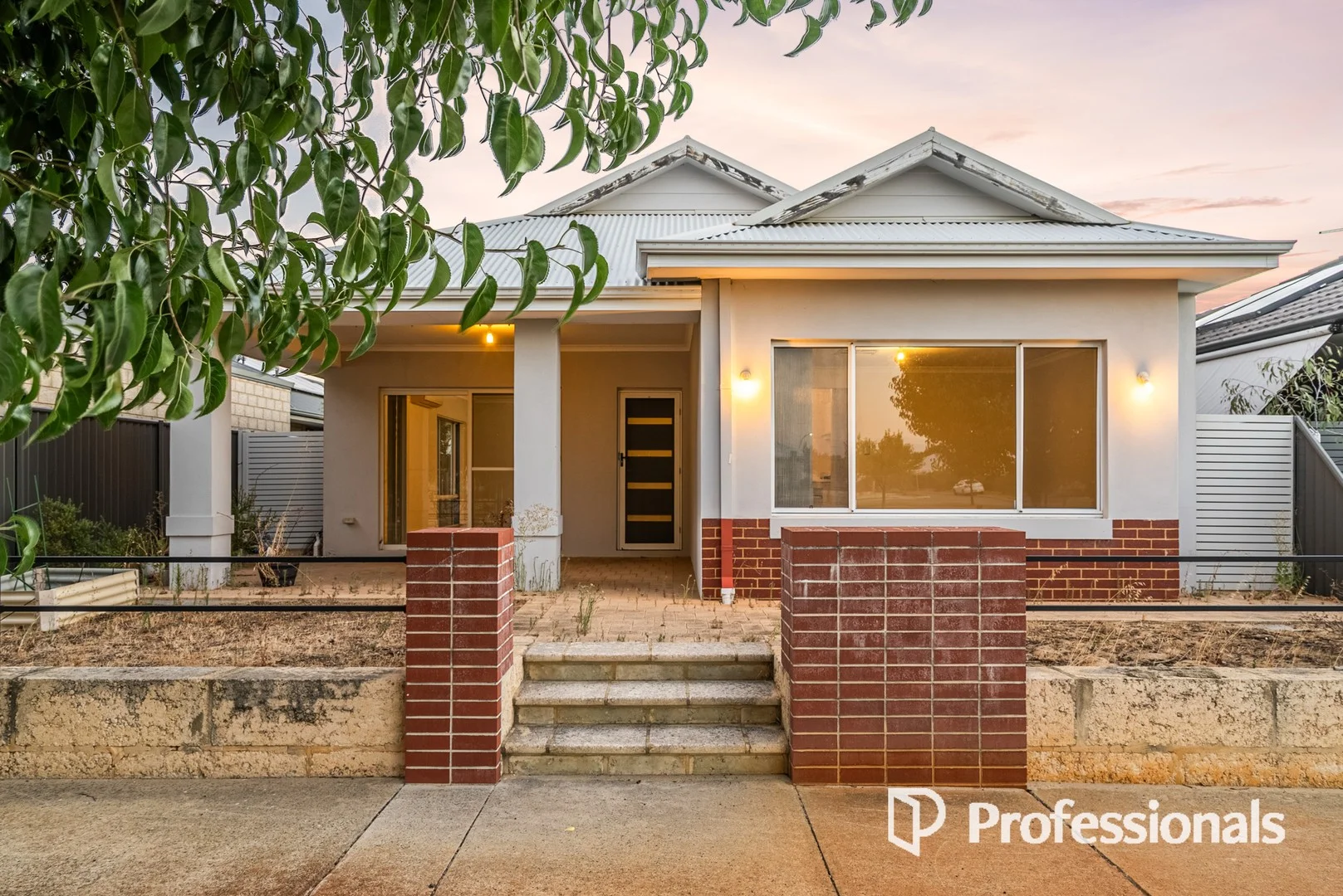 3 Braddock Lane, Caversham WA 6055