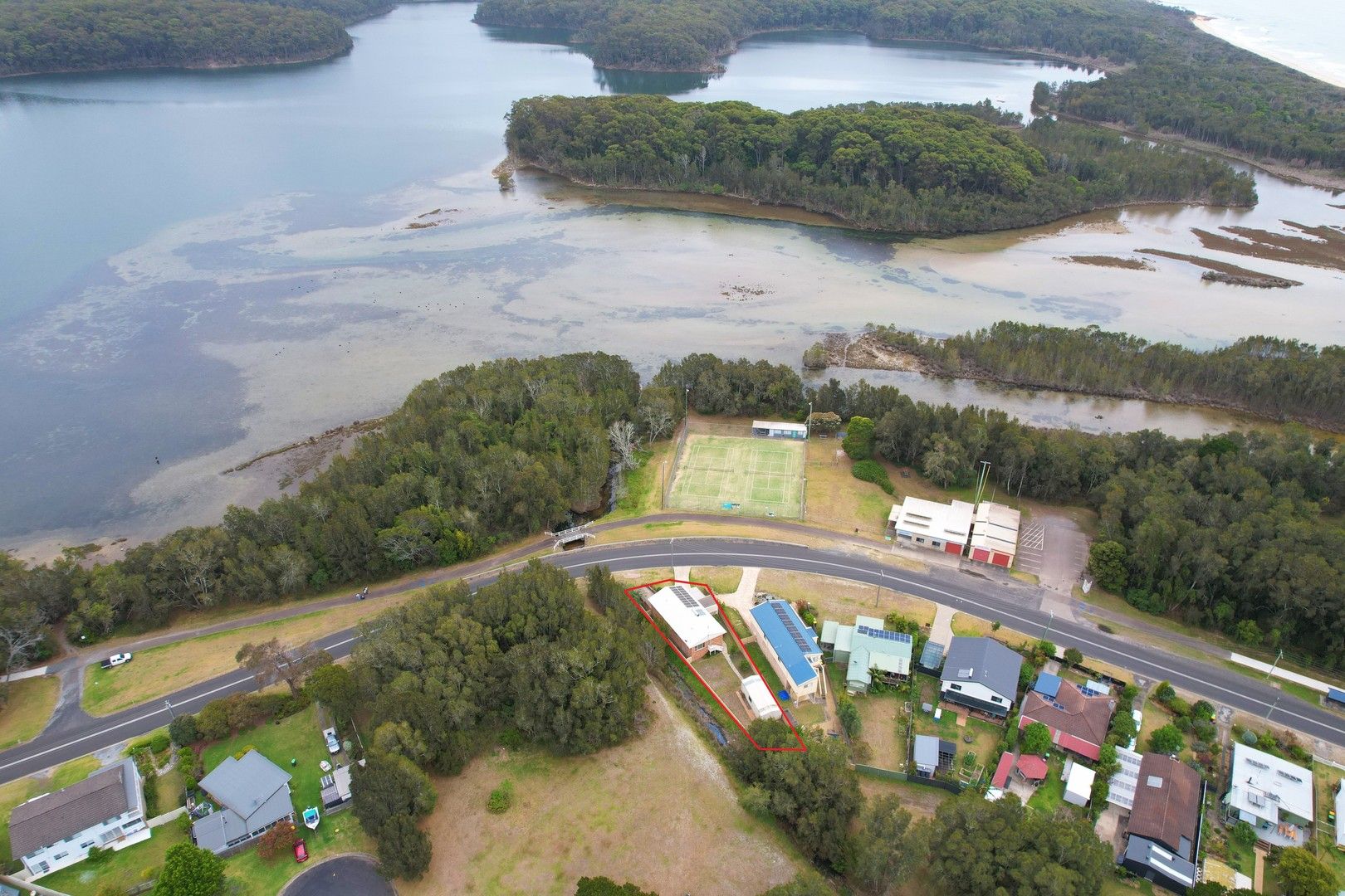 3 bedrooms House in 27 Mort Avenue DALMENY NSW, 2546