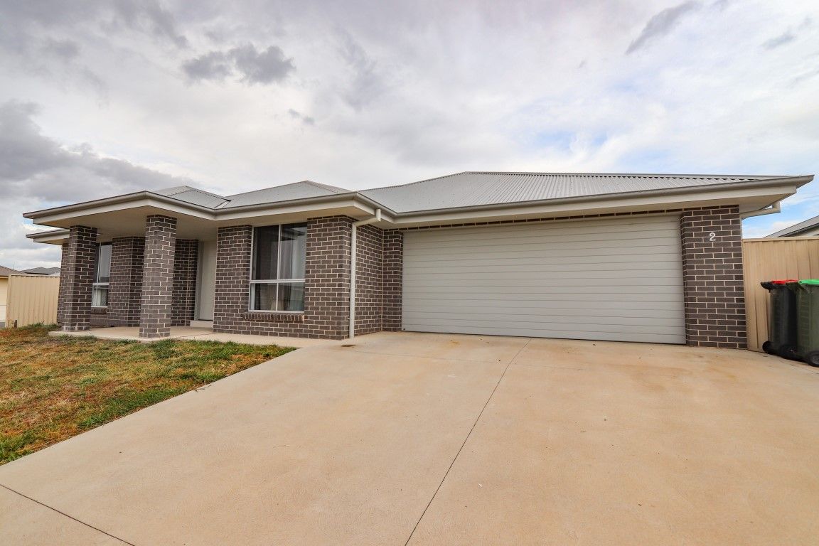 3 bedrooms House in 2 Byrne Close KELSO NSW, 2795