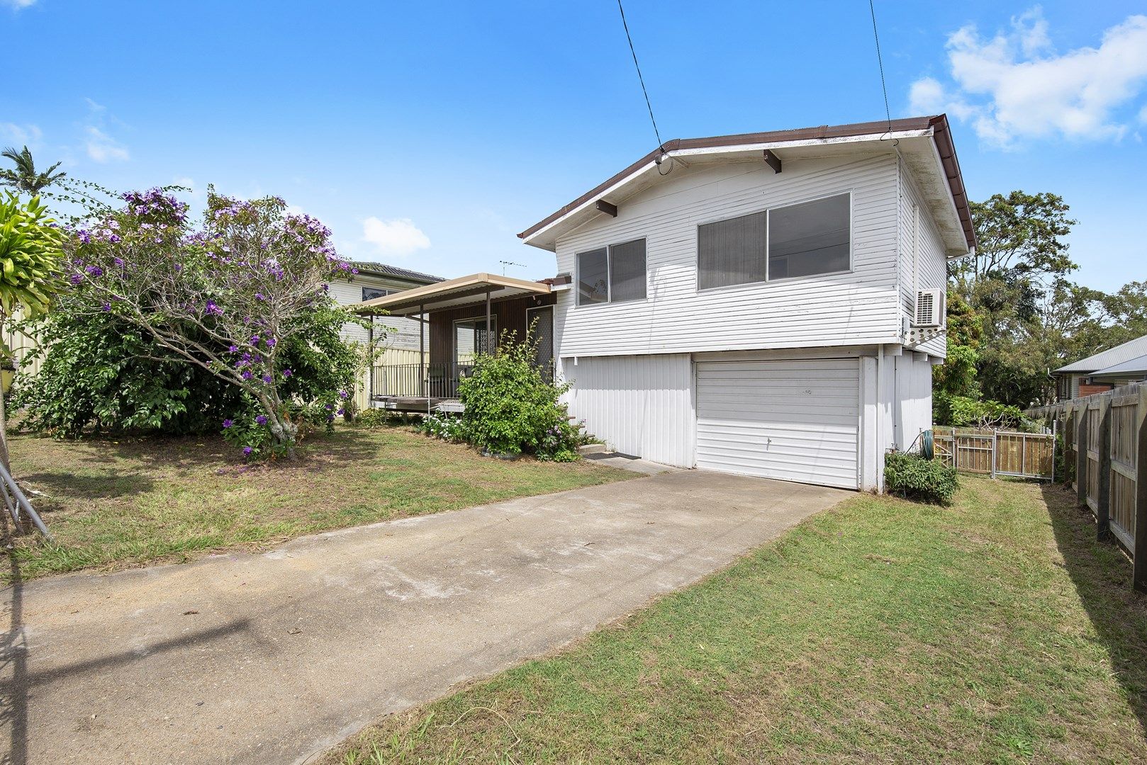 207 Macdonnell Road, Clontarf QLD 4019, Image 0