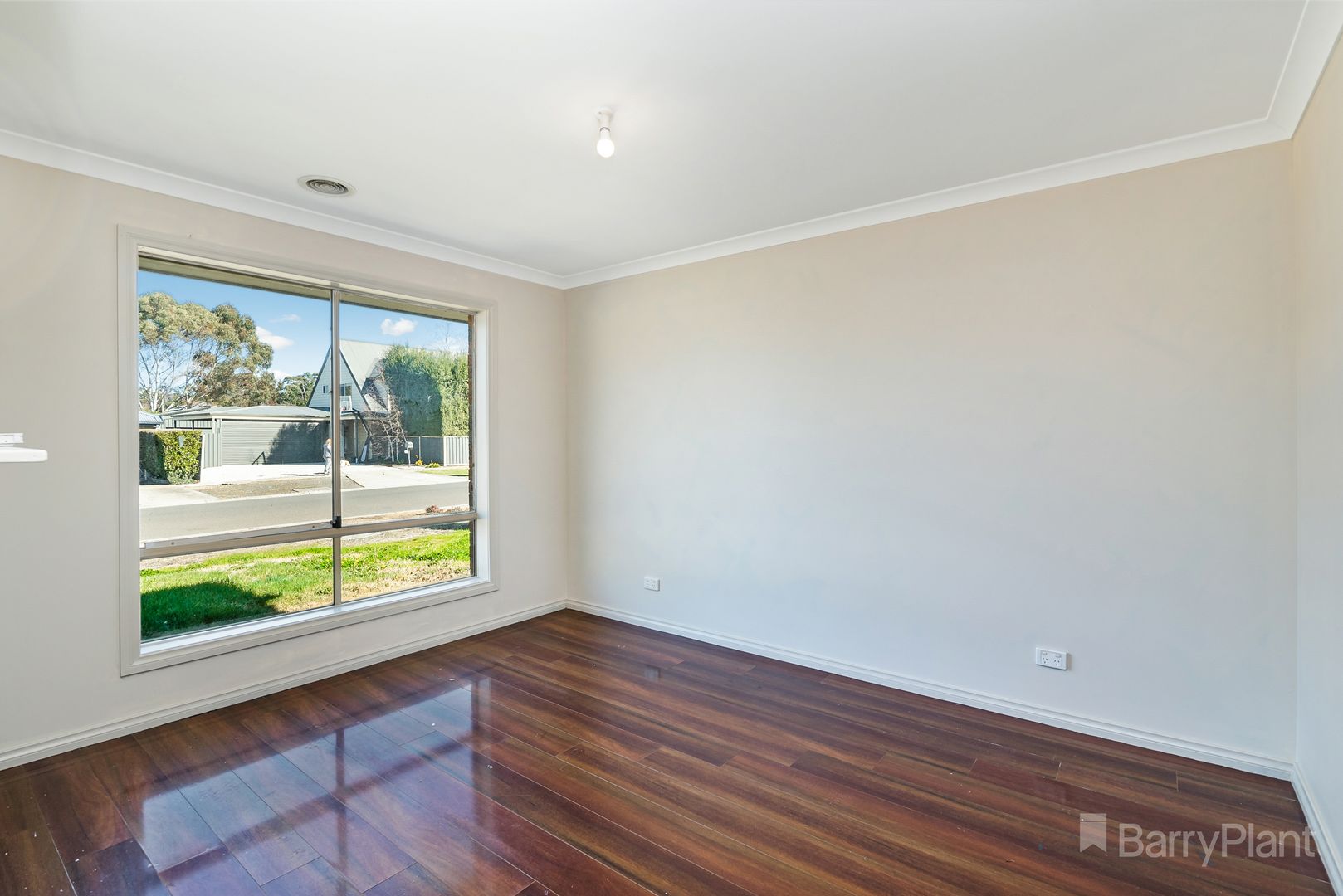 21 Crimmins Way, Kilmore VIC 3764, Image 2