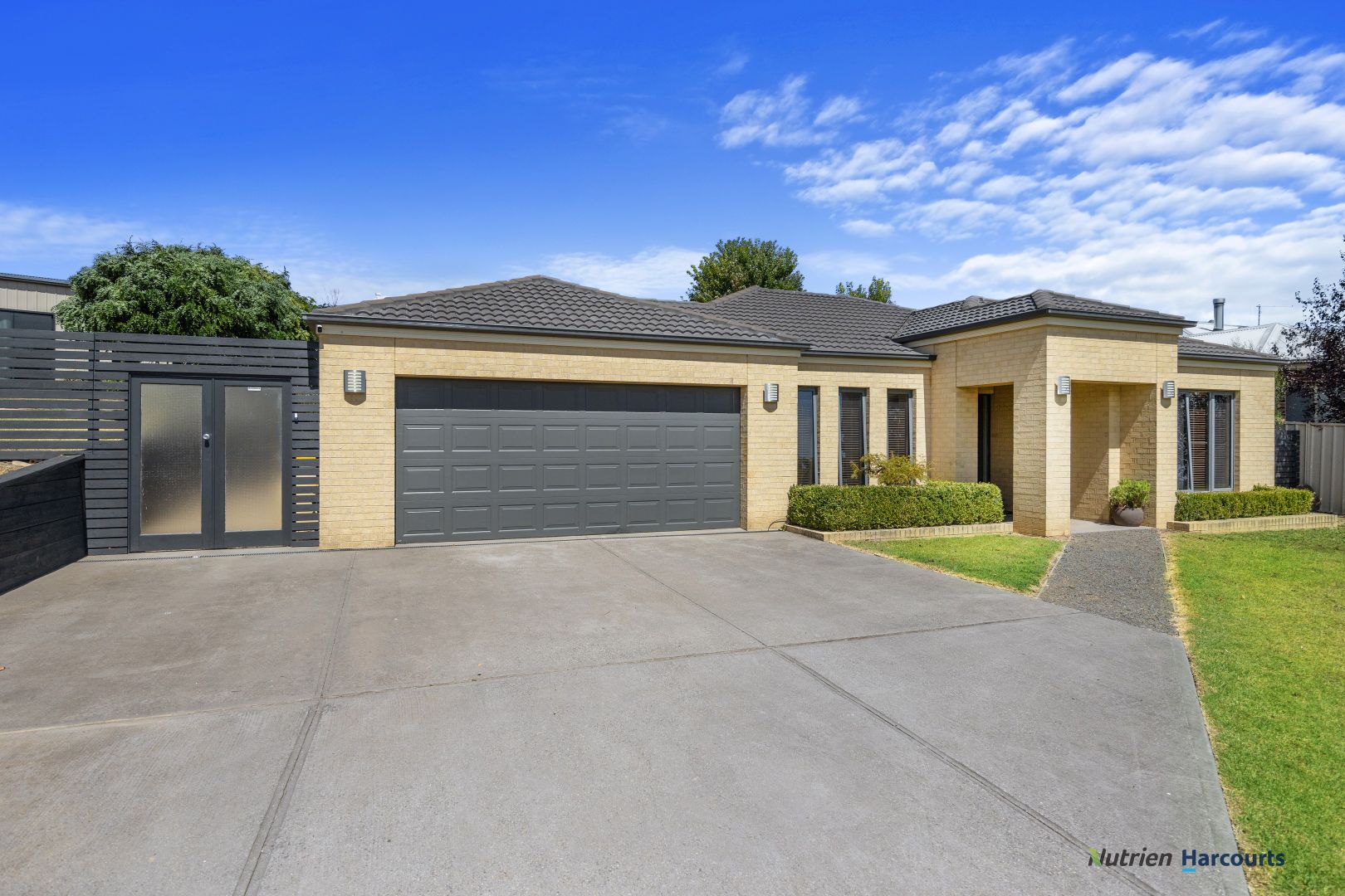 25 Oswald Drive, Alexandra VIC 3714, Image 2