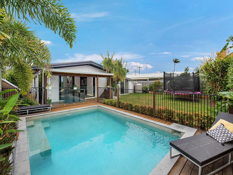 4 bedrooms House in 14 Birubi St CURRIMUNDI QLD, 4551