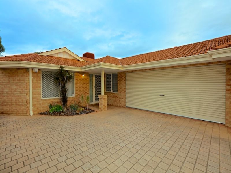 3 bedrooms House in 146a Grand Promenade DOUBLEVIEW WA, 6018