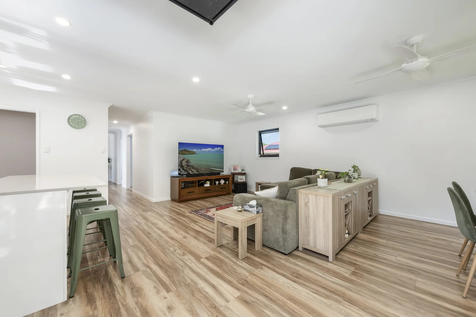 Additional image 7 of 37 Regency Road, Moore Park Beach QLD 4670