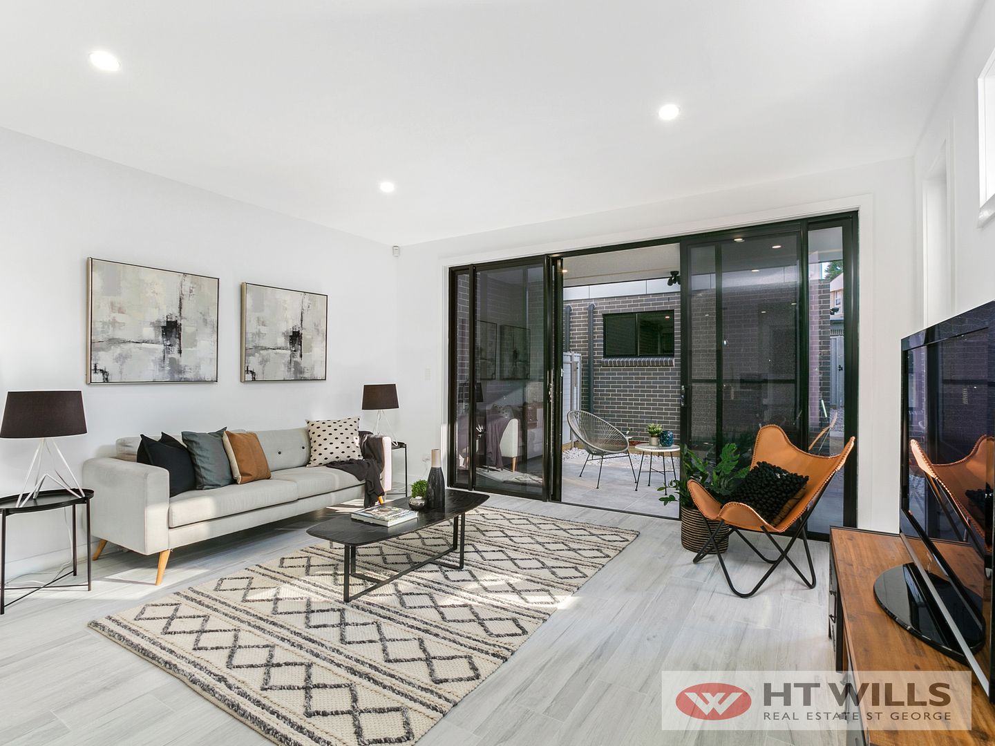 19 Carwar Avenue, Carss Park NSW 2221, Image 2