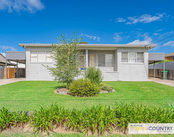 1/14 Chestnut Avenue, Armidale NSW 2350