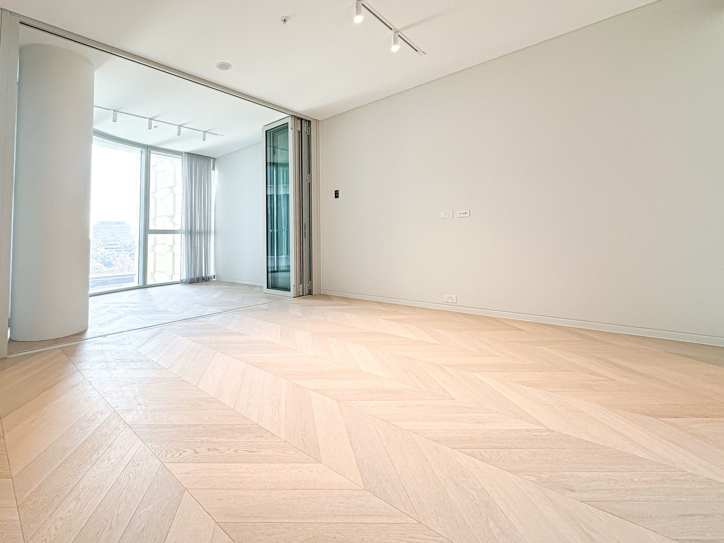 1 bedrooms Apartment / Unit / Flat in 1001/168 Walker Street NORTH SYDNEY NSW, 2060