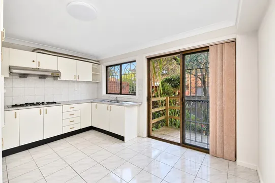 8/128 Meredith St, Bankstown NSW 2200 - Townhouse For Rent | Domain