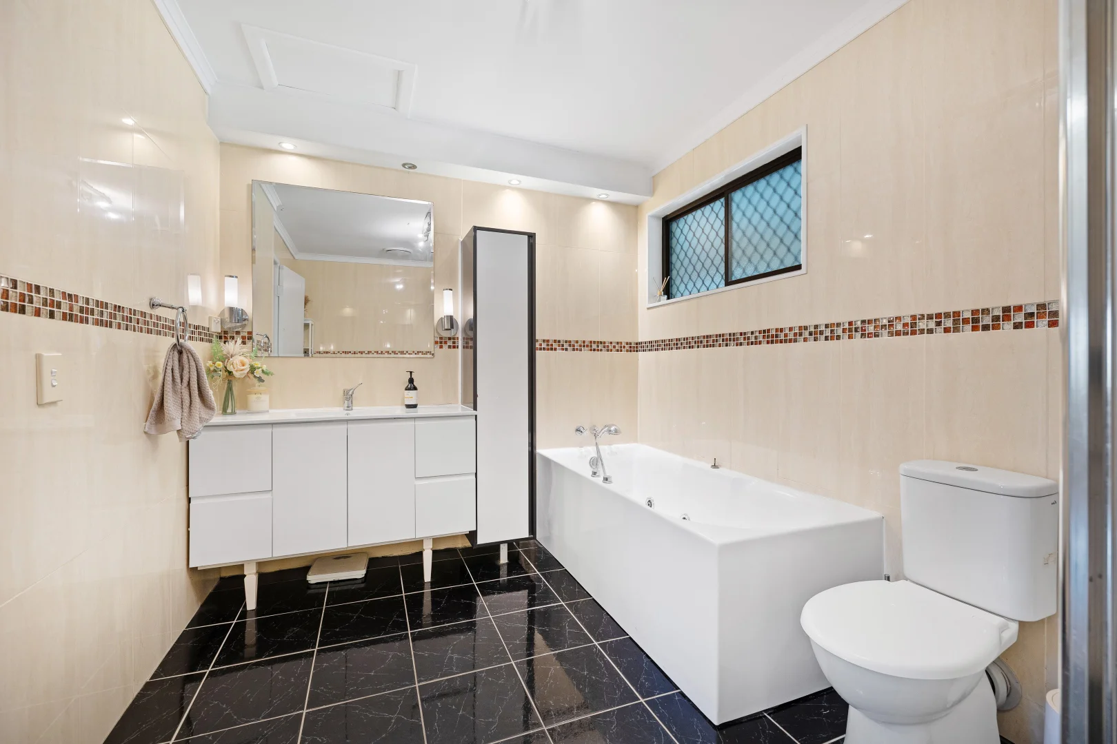 Additional image 9 of 12 Ulmarra Crescent, Strathpine QLD 4500