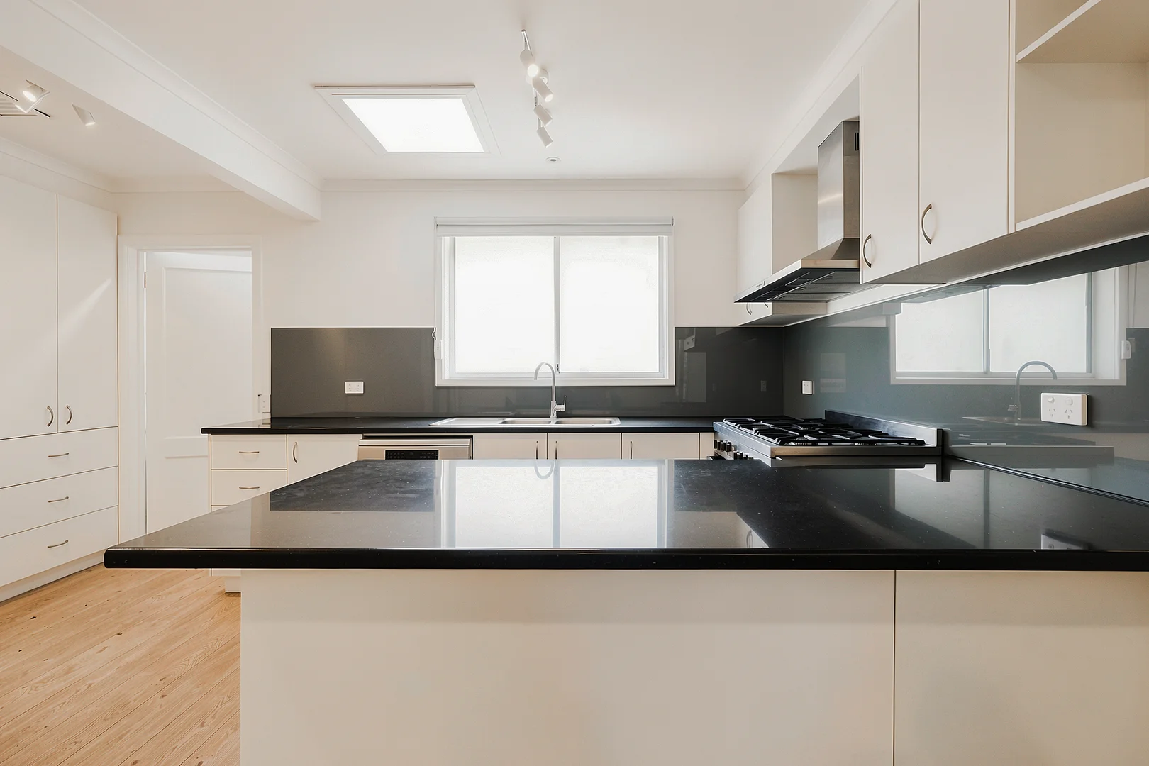 Additional image 2 of 21 Menzies Parade, Lalor VIC 3075