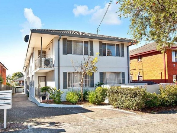 8/16 Northcote Street, Canterbury NSW 2193