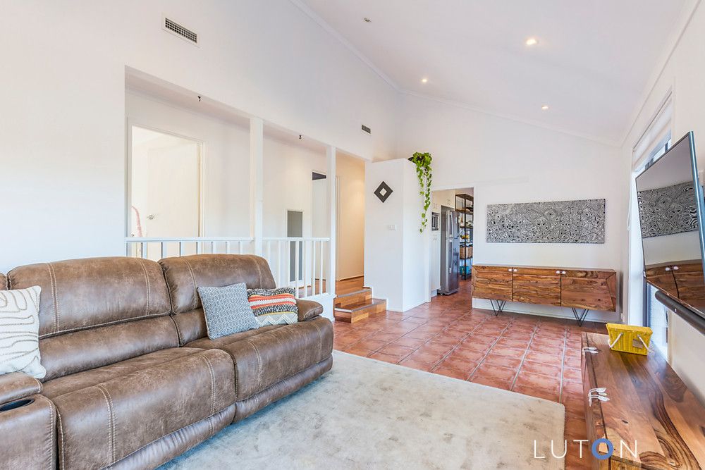 19 Turriff Street, Chisholm ACT 2905, Image 2