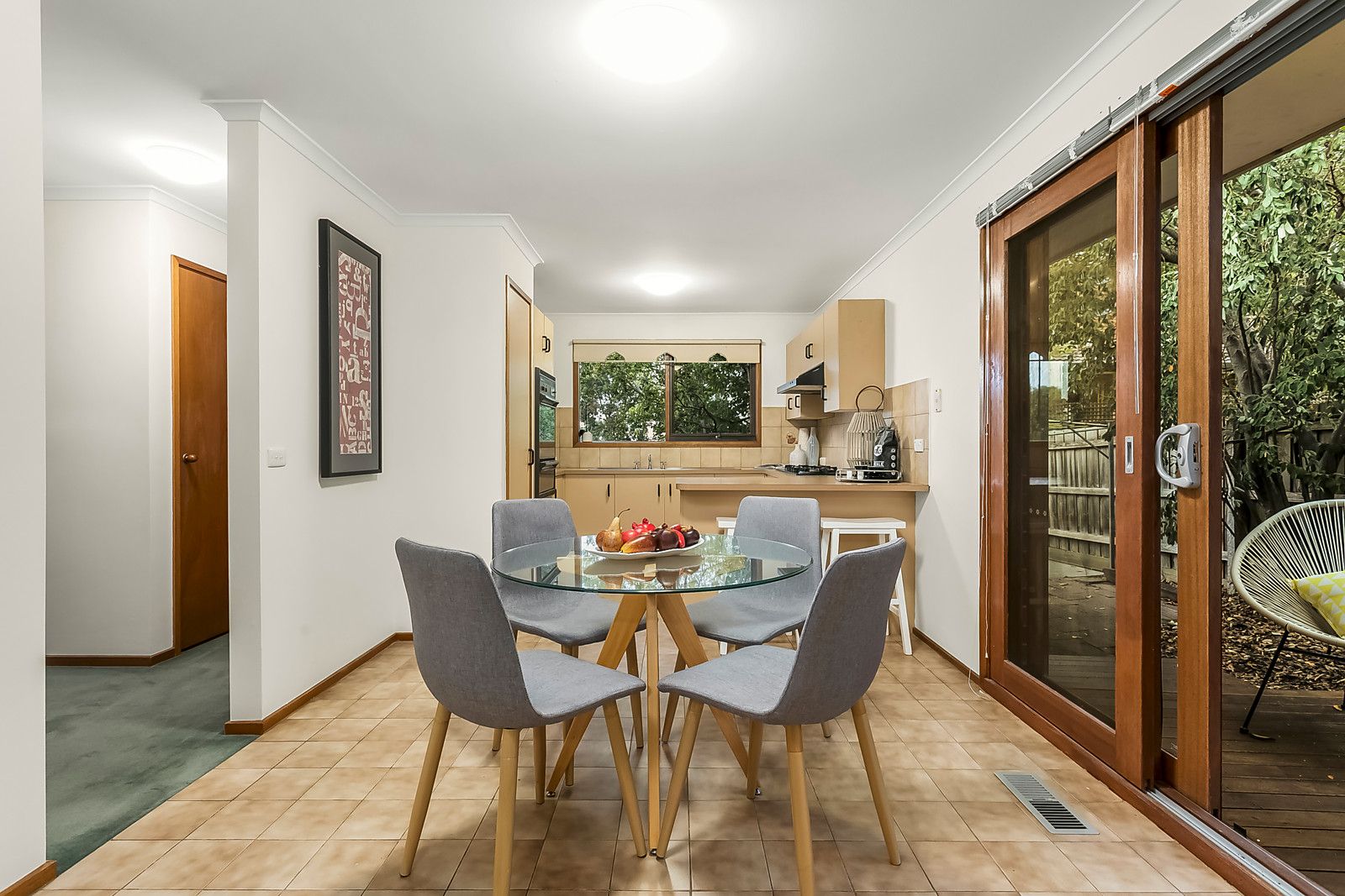 4/27 Invermay Grove, Rosanna VIC 3084, Image 2