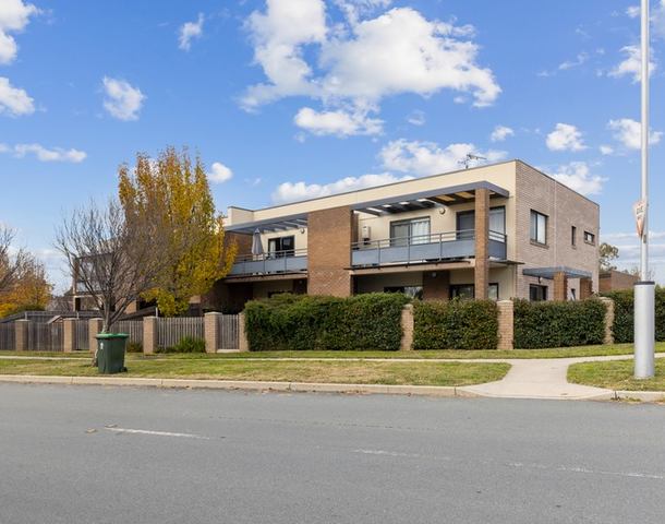 5/4 Jeff Snell Crescent, Dunlop ACT 2615