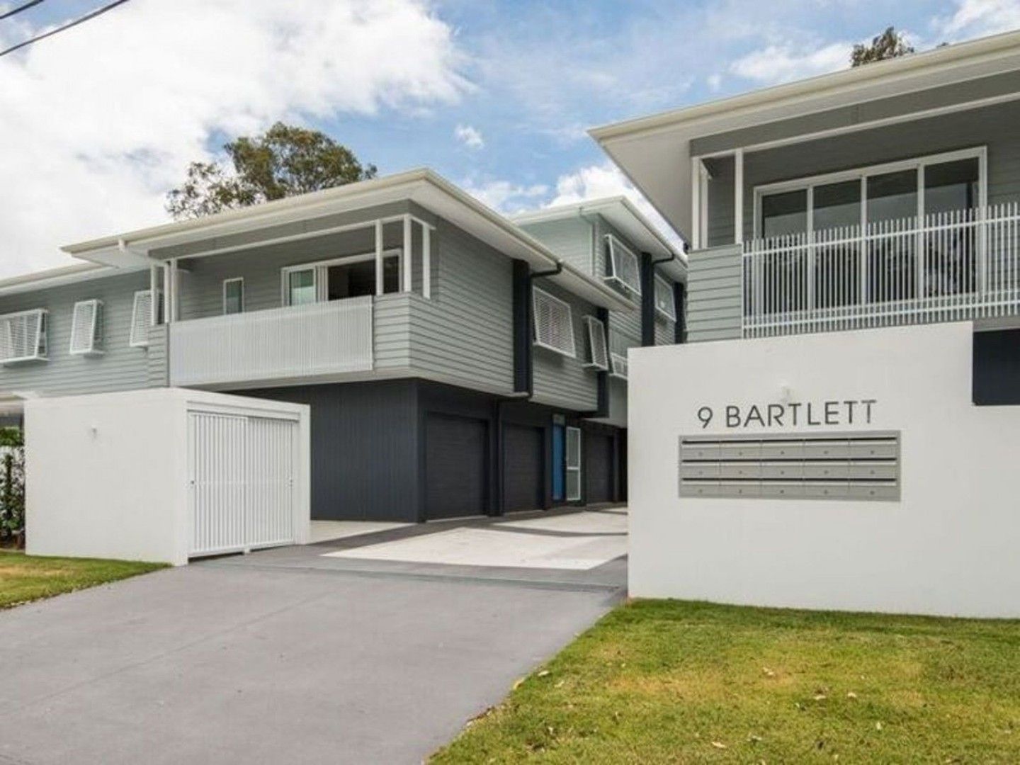 2 bedrooms Apartment / Unit / Flat in 2/92 Bartlett Street MORNINGSIDE QLD, 4170