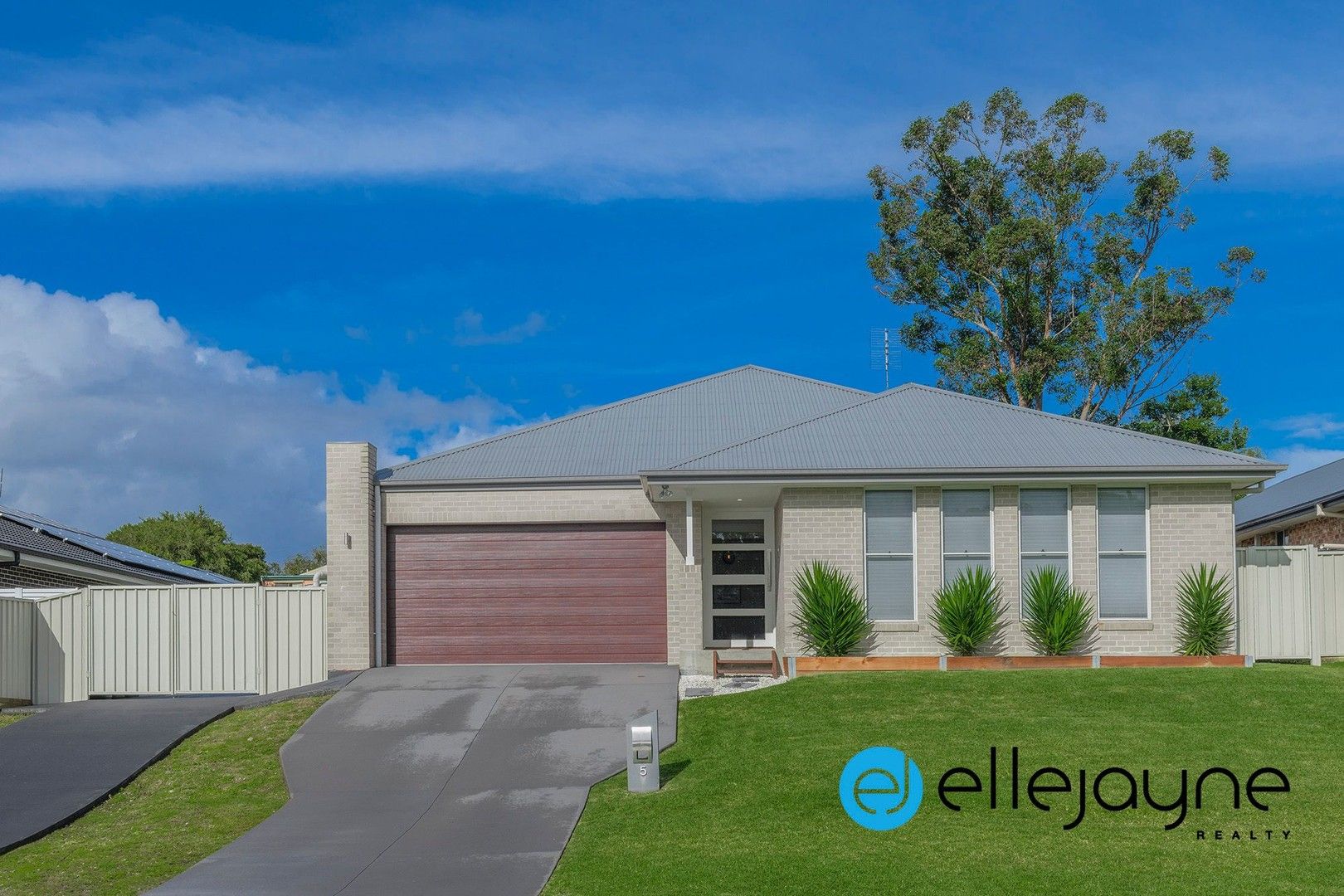 5 Fred Avery Drive, Buttaba NSW 2283, Image 0