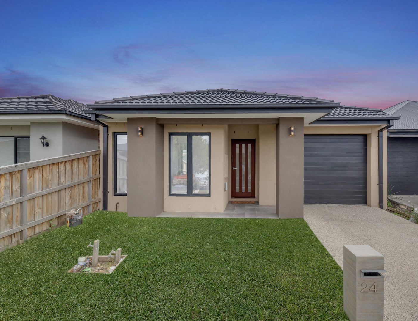 24 Railway Avenue, Donnybrook VIC 3064, Image 2