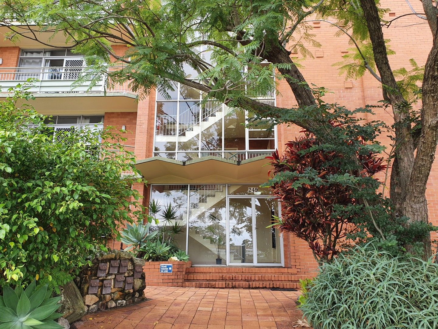 4 bedrooms Apartment / Unit / Flat in 7/249 Hawken Drive ST LUCIA QLD, 4067