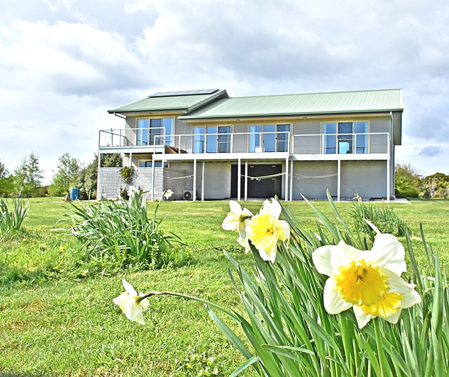 359 Clarence Point Road, Clarence Point TAS 7270