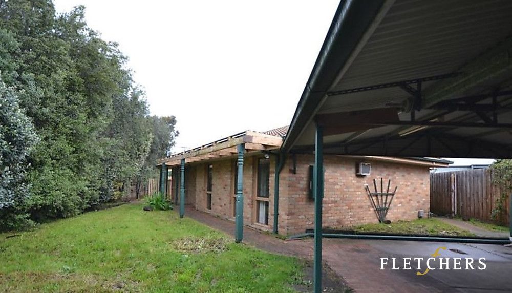 3 bedrooms House in 8 Jamie Close CRANBOURNE VIC, 3977