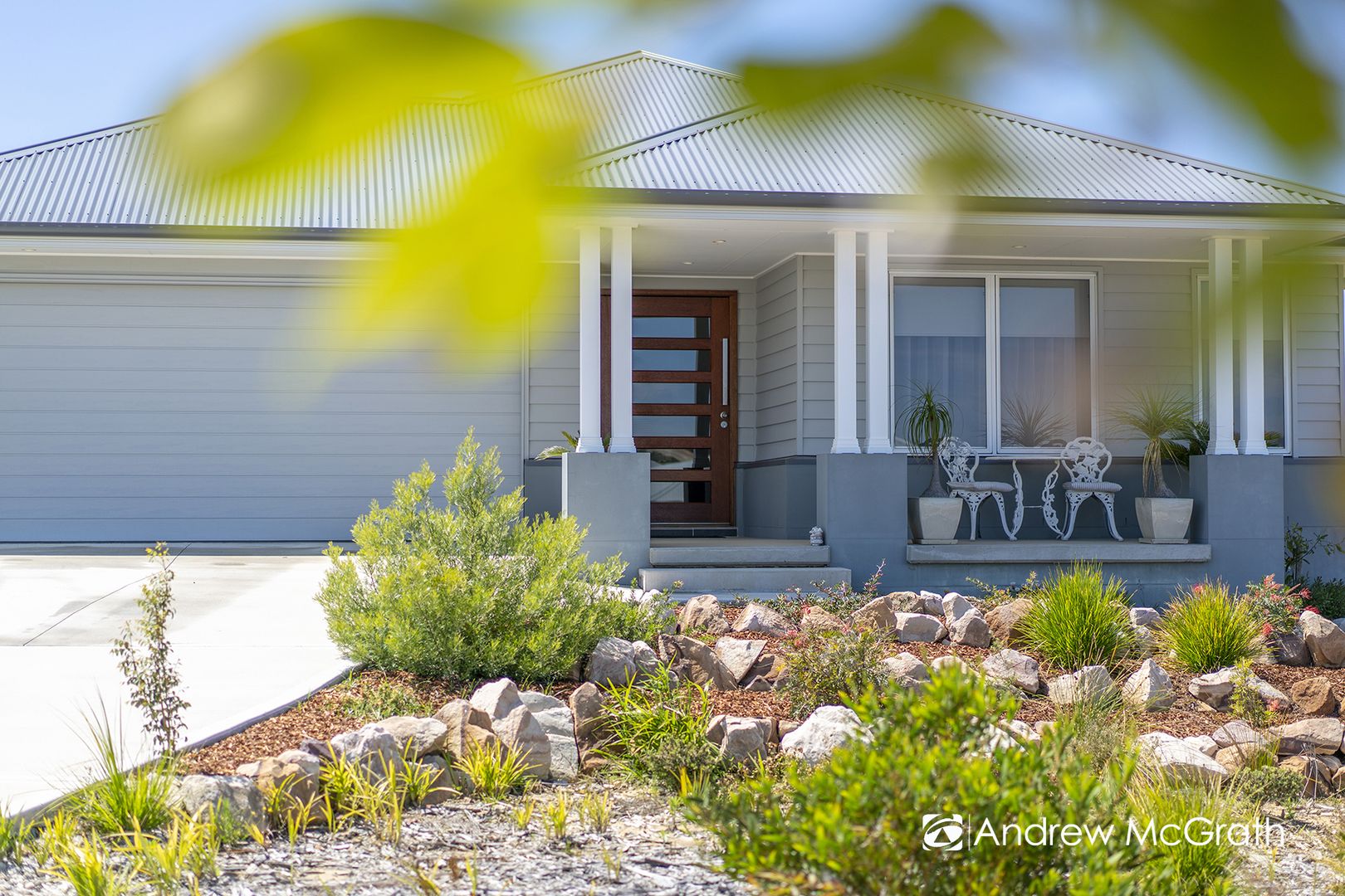 11 Sunnyspot Boulevard, Catherine Hill Bay Property History & Address