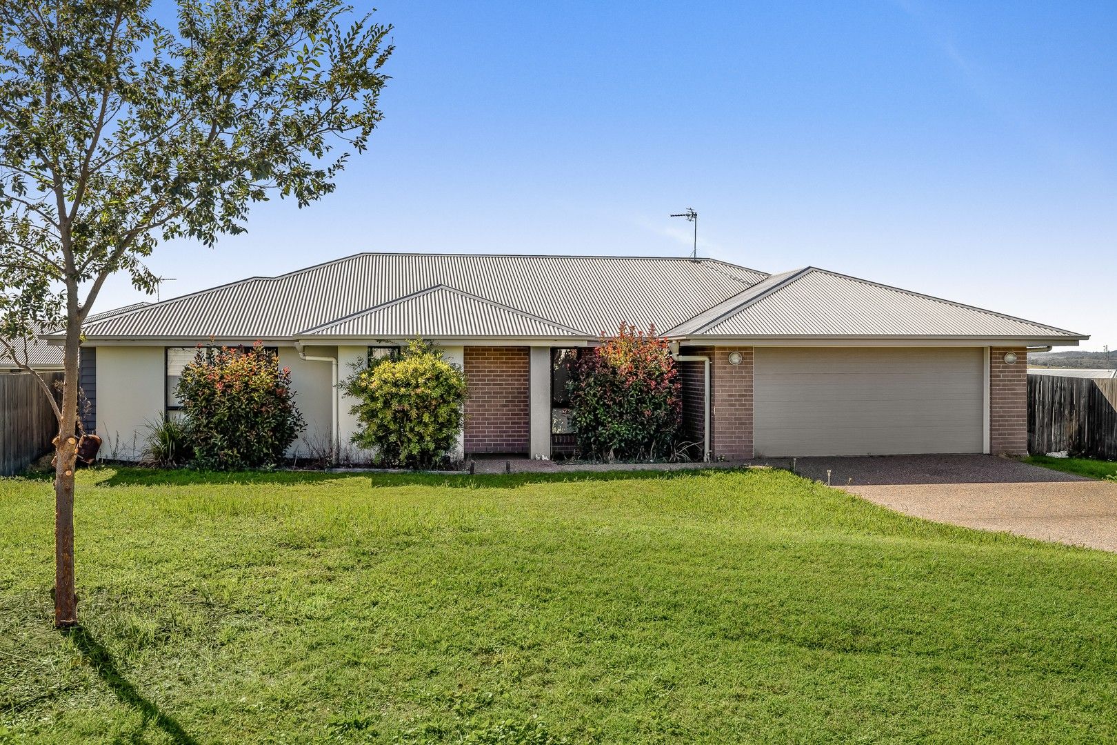 2 Arwon Street, Wyreema QLD 4352, Image 0