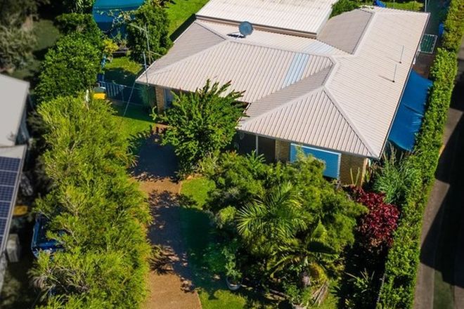 Picture of 4 Crystal Court, ELLIOTT HEADS QLD 4670