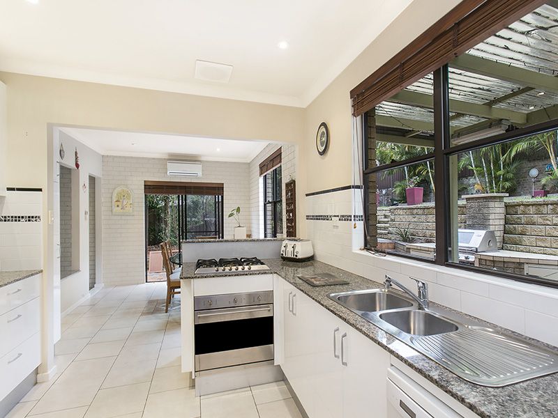 16 Salisbury Place, Gymea Bay NSW 2227, Image 2