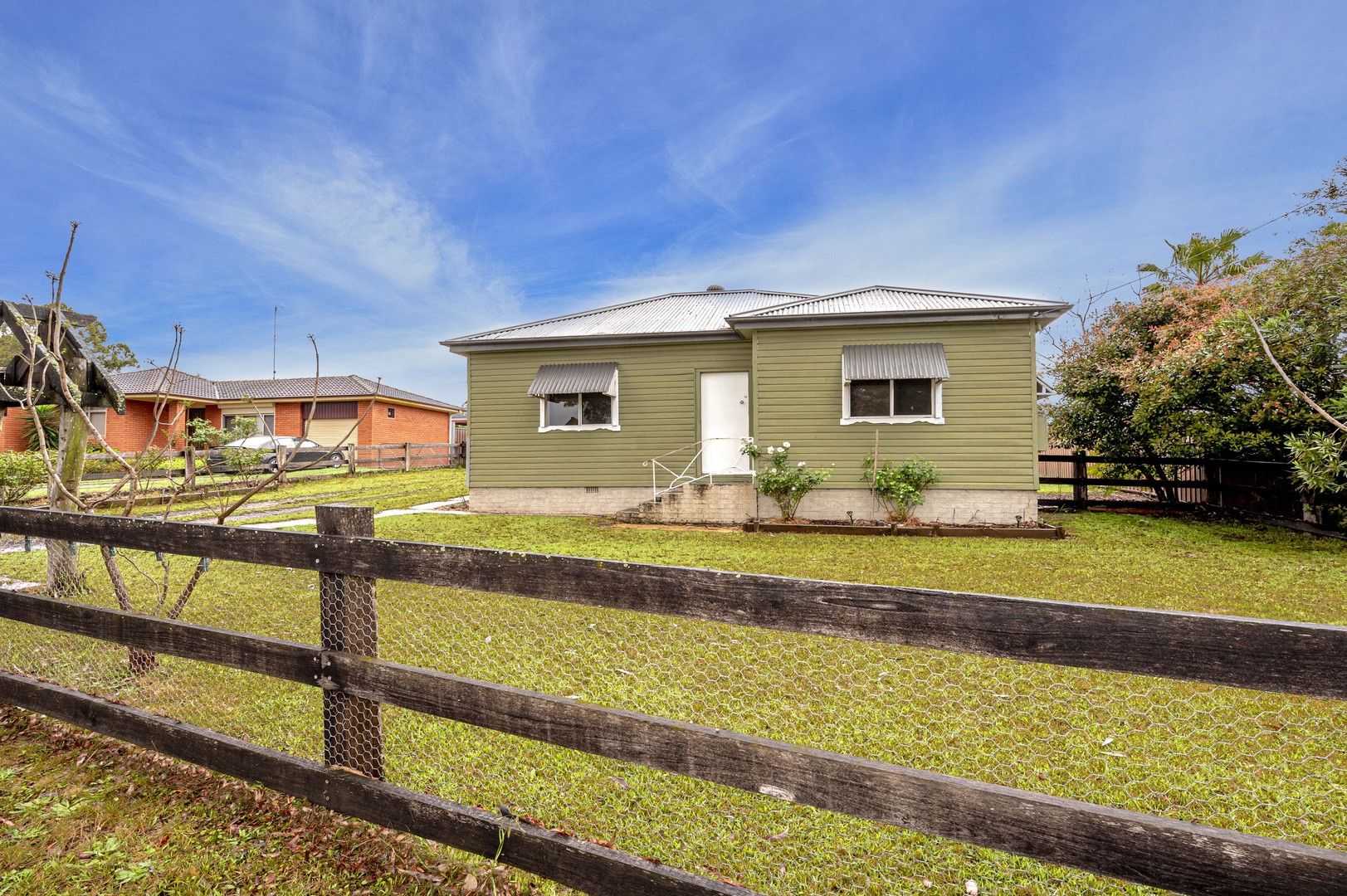 866 Montpelier Drive, The Oaks NSW 2570, Image 0
