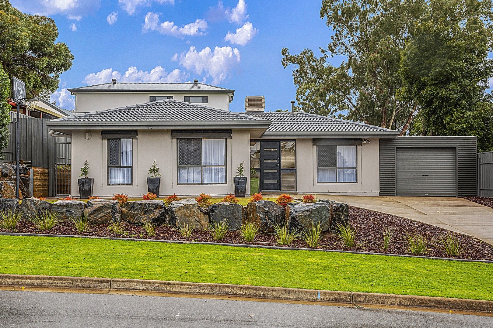 17 Wongabeena Drive, Surrey Downs SA 5126, Image 0