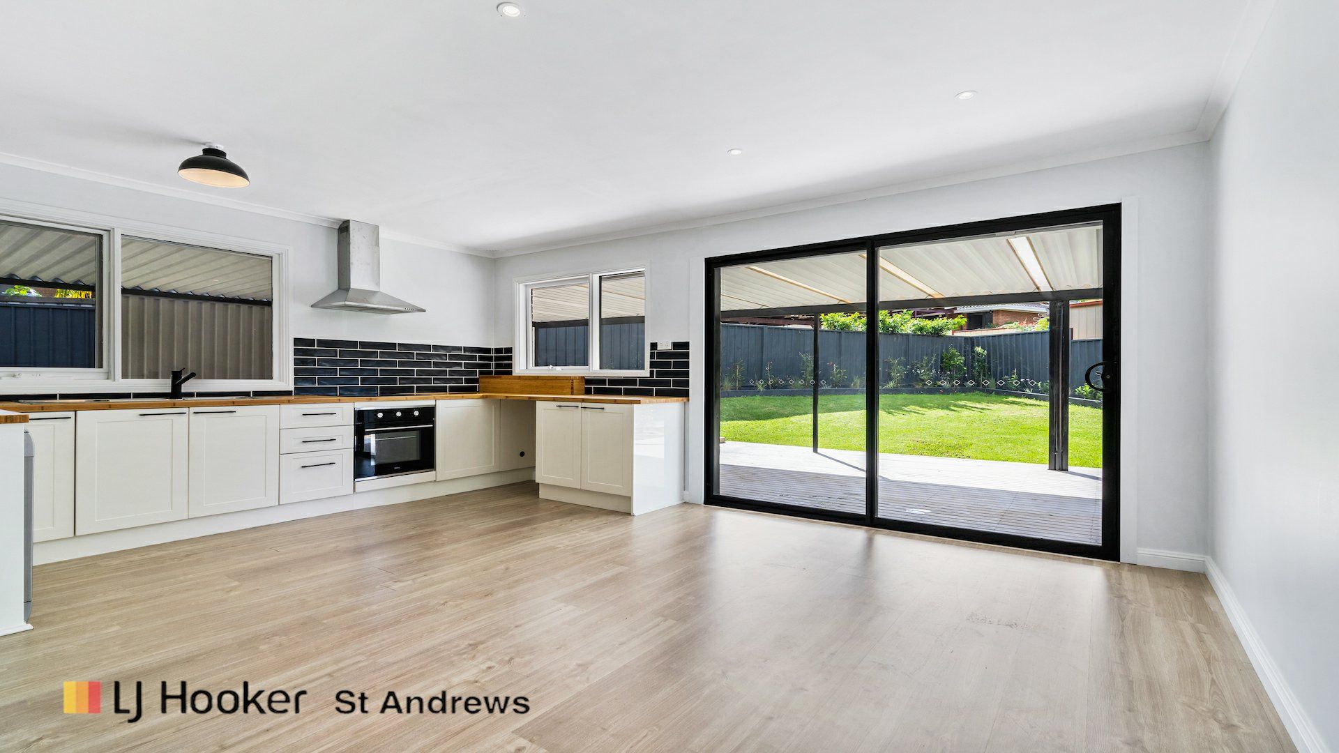 16 Elgin Ave, St Andrews NSW 2566, Image 1
