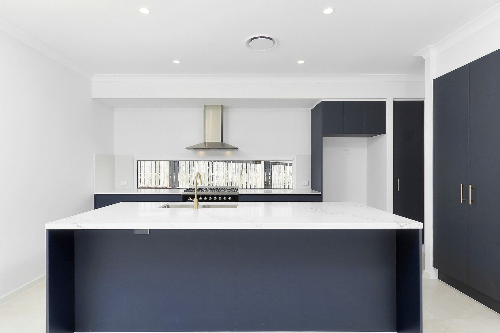 4 bedrooms New House & Land in  REDLAND BAY QLD, 4165