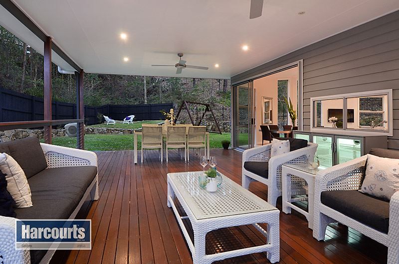 7 Lamorna Court, Ferny Hills QLD 4055, Image 2