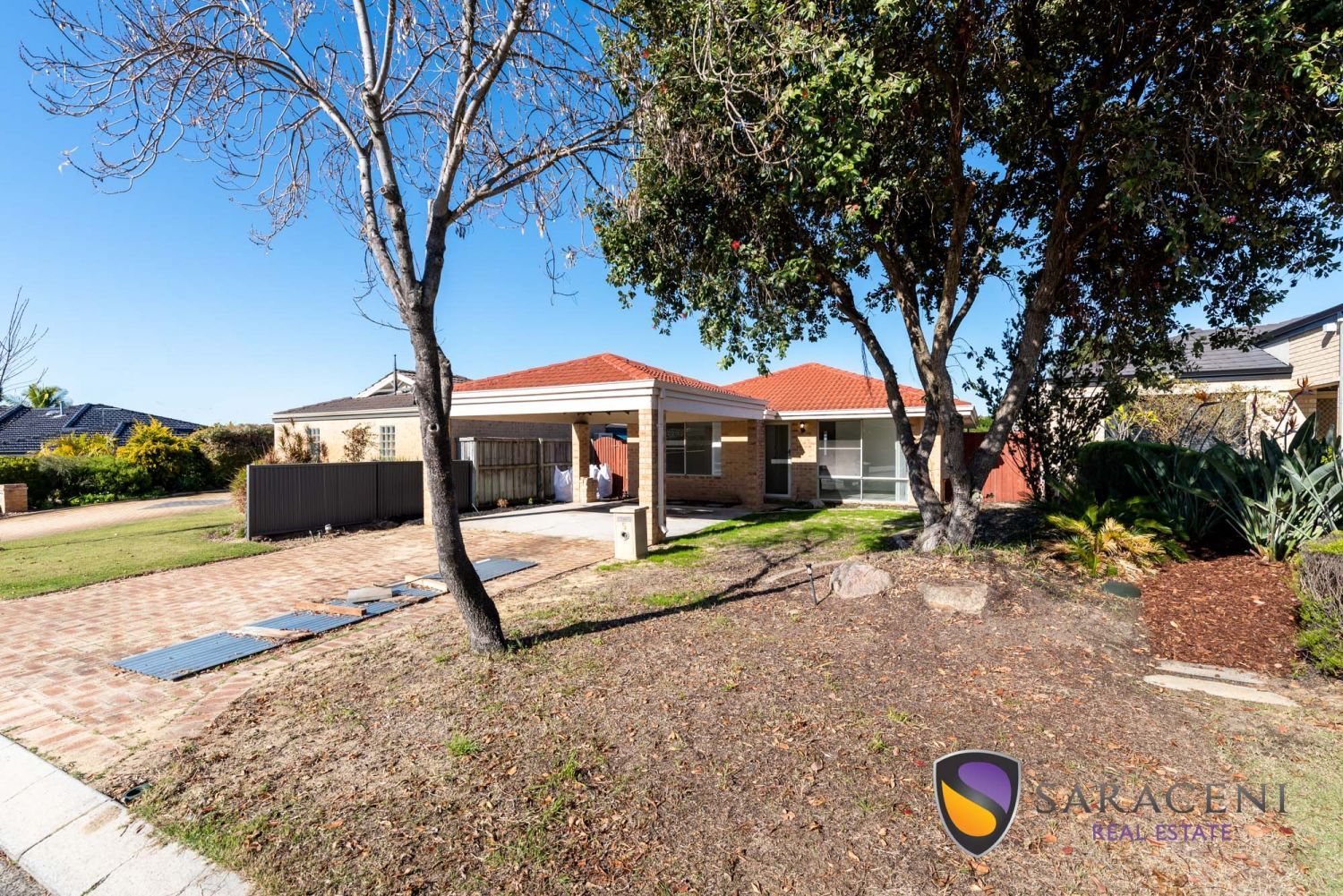 3 bedrooms House in 5 Angophora Avenue ELLENBROOK WA, 6069