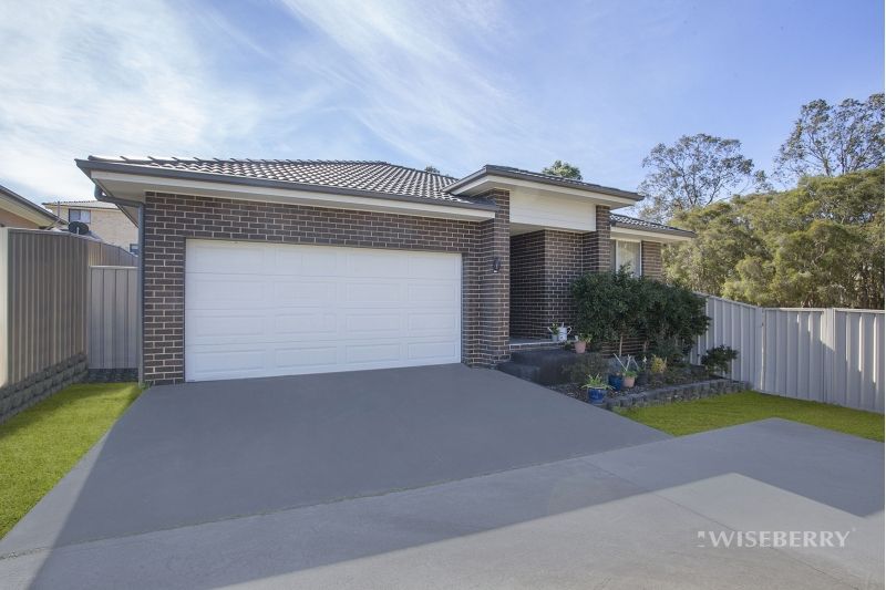 6 Yarra Place, Wadalba NSW 2259, Image 0