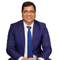 Raj Bhandari, Sales representative