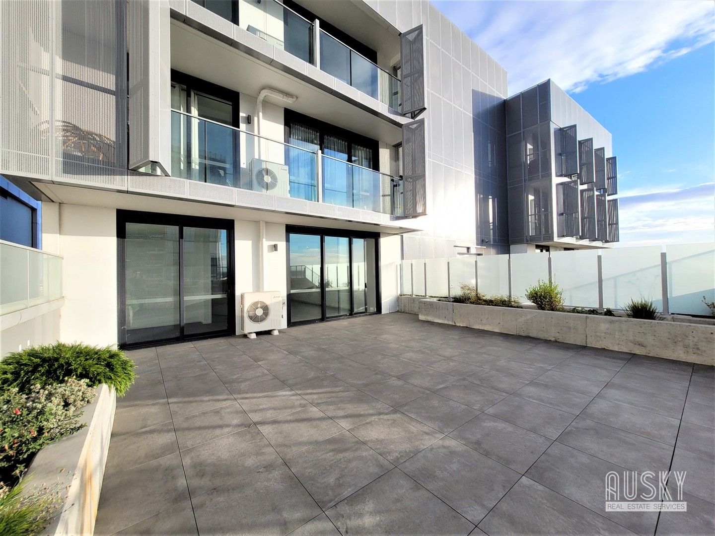 3 bedrooms Apartment / Unit / Flat in 1401C/2 Tannery Walk FOOTSCRAY VIC, 3011