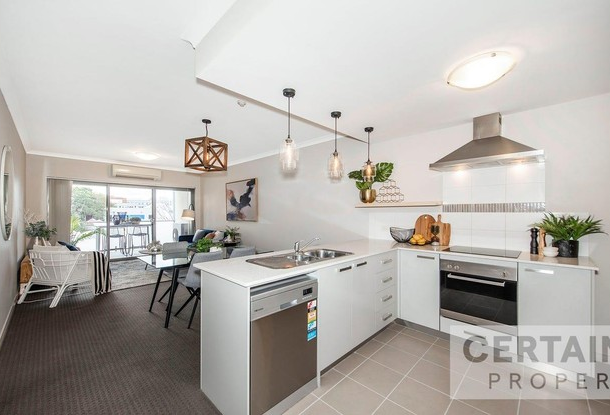 6/20 The Crescent , Midland WA 6056